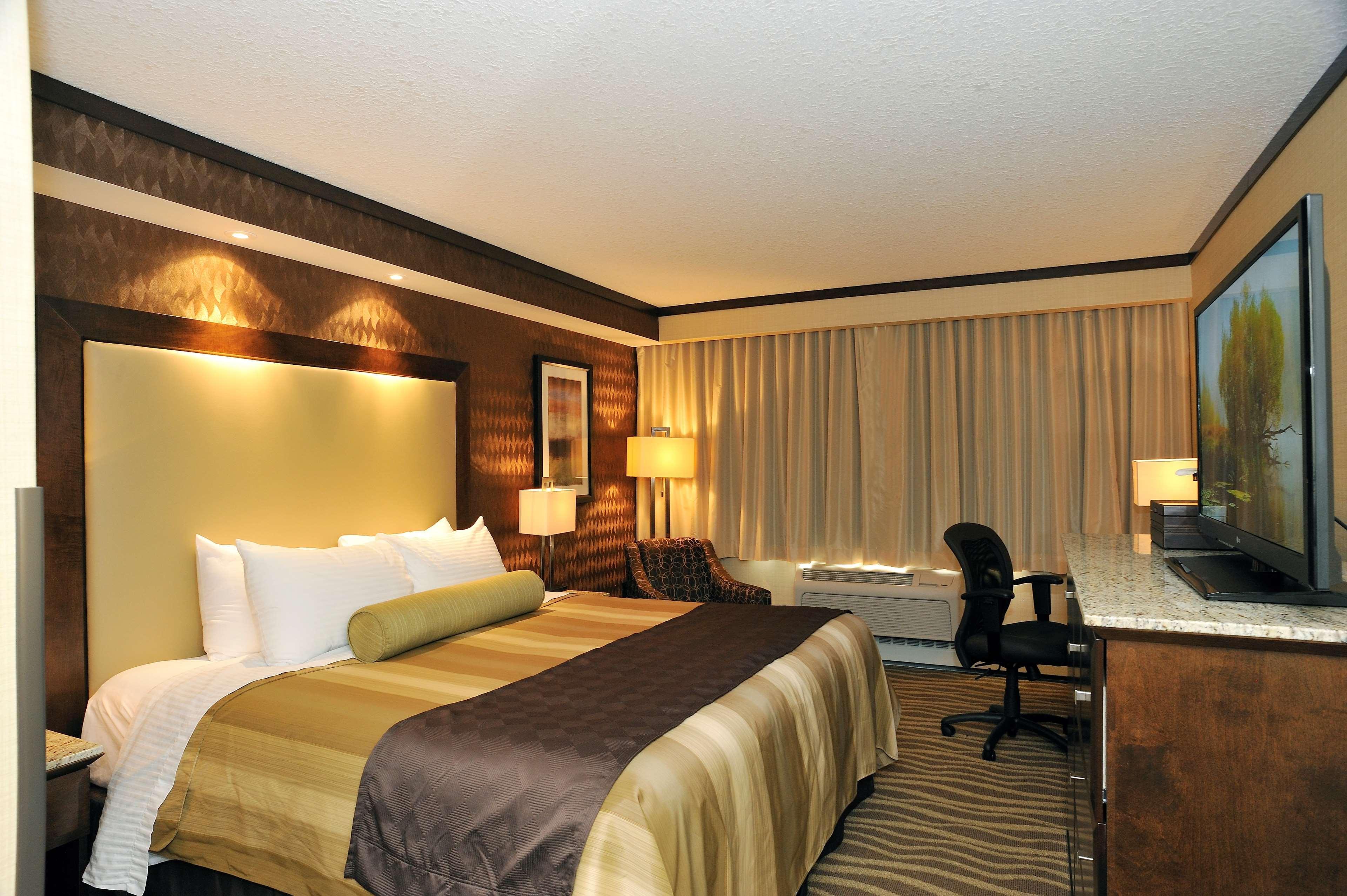 Best Western Premier Denham Inn&Suites Leduc Eksteriør billede