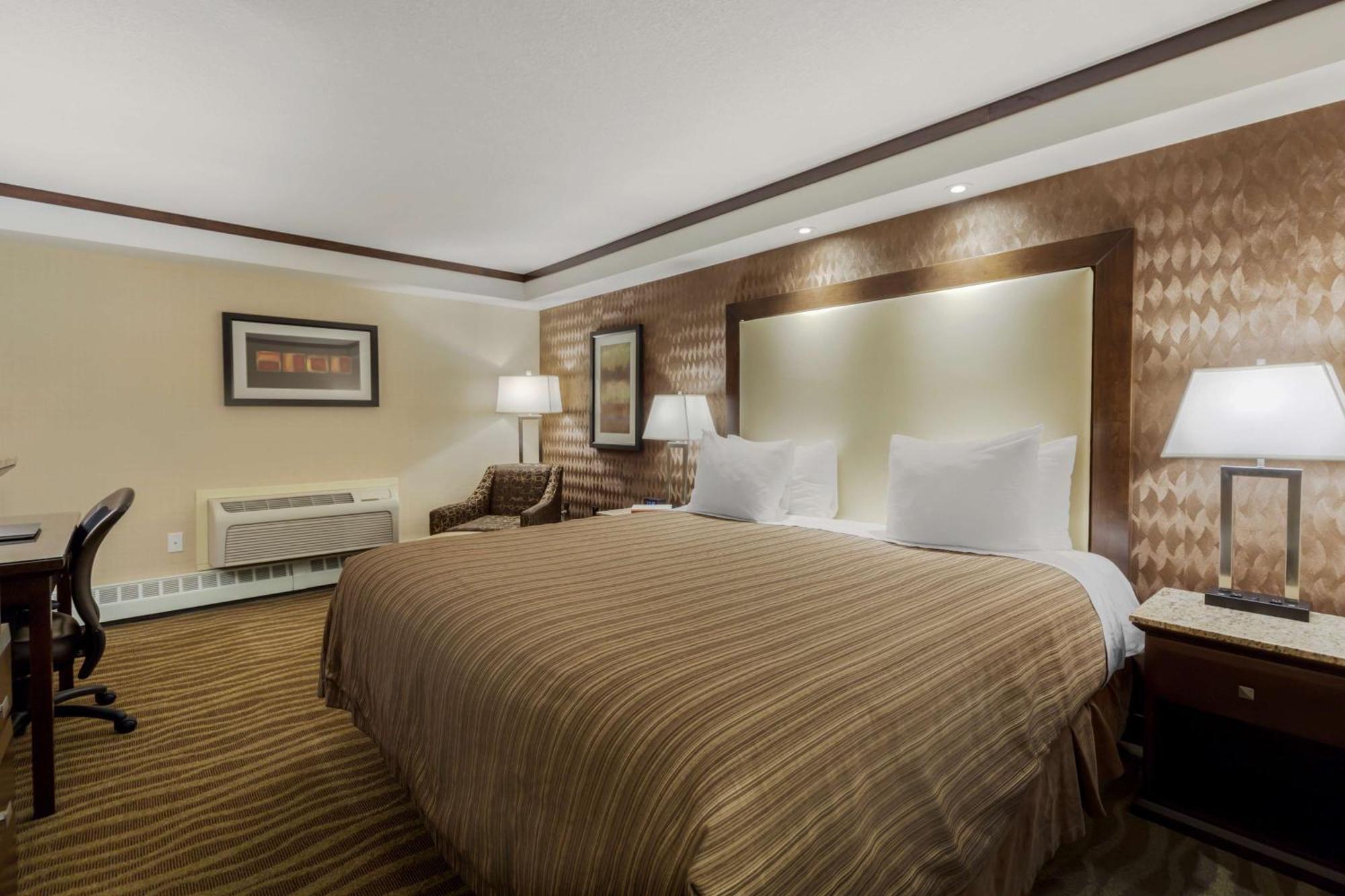 Best Western Premier Denham Inn&Suites Leduc Eksteriør billede