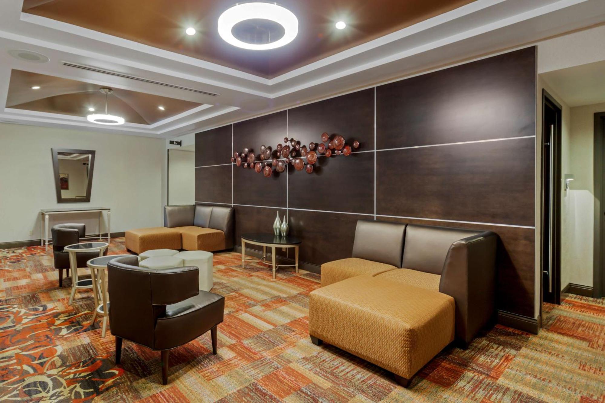 Best Western Premier Denham Inn&Suites Leduc Eksteriør billede