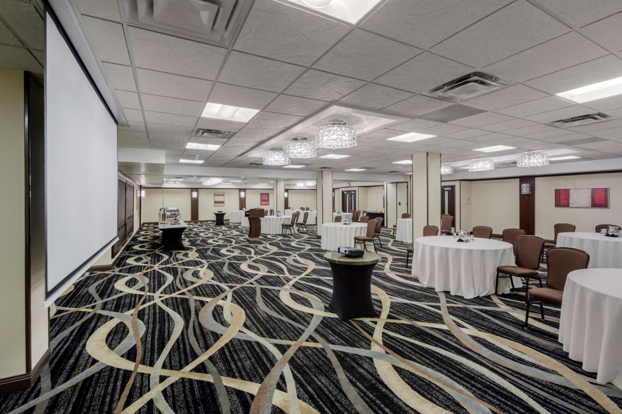Best Western Premier Denham Inn&Suites Leduc Eksteriør billede