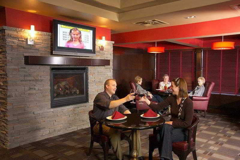 Best Western Premier Denham Inn&Suites Leduc Eksteriør billede